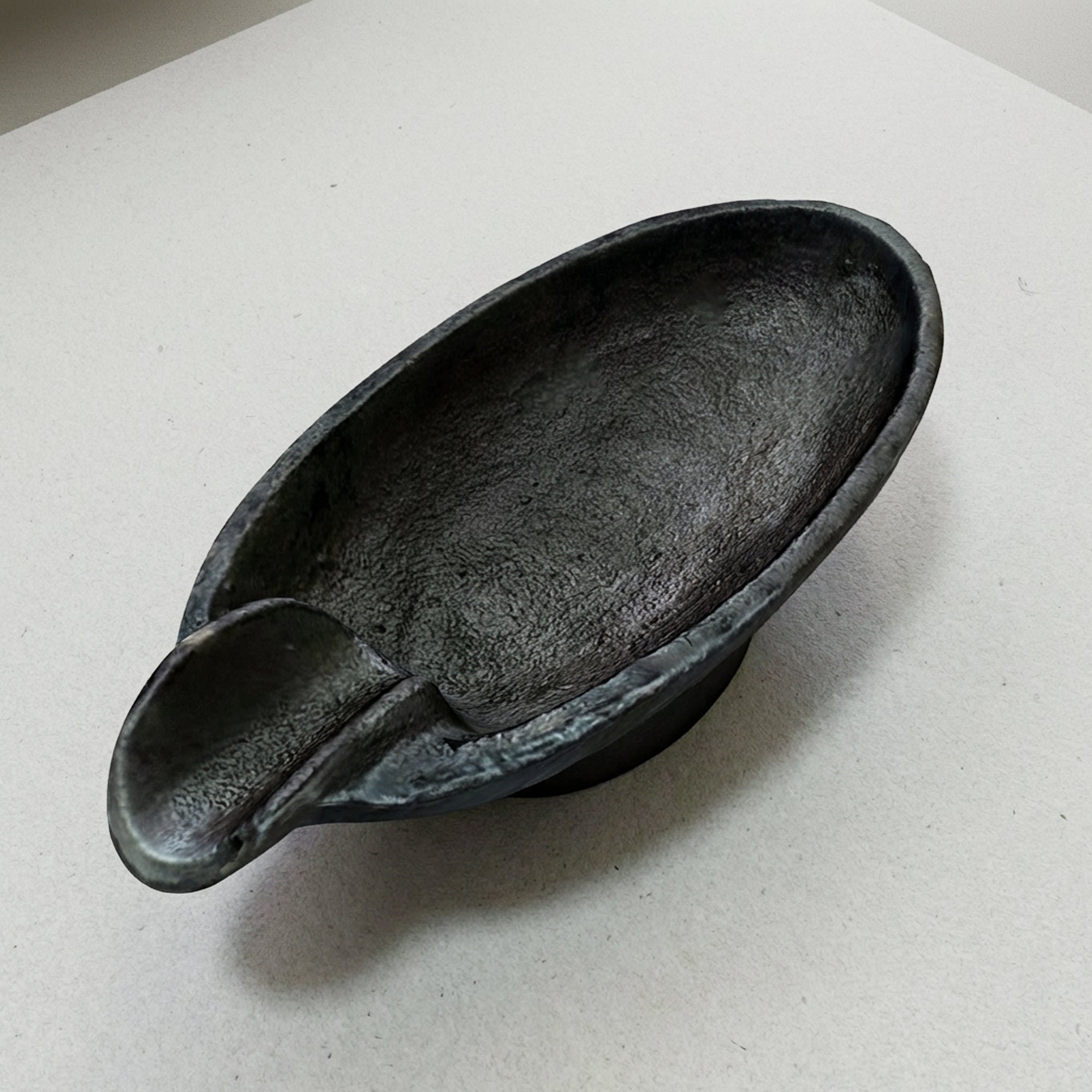 Perfecto Cast Iron Cigar Ashtray
